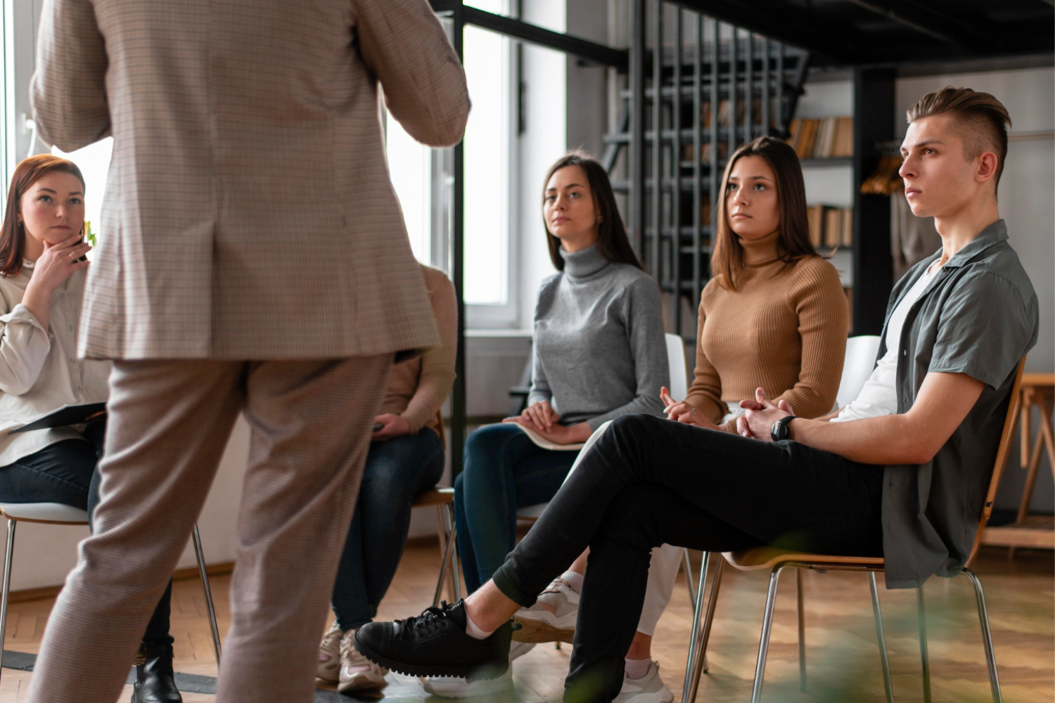 Salud mental en el trabajo y cómo promoverla en 5 pasos